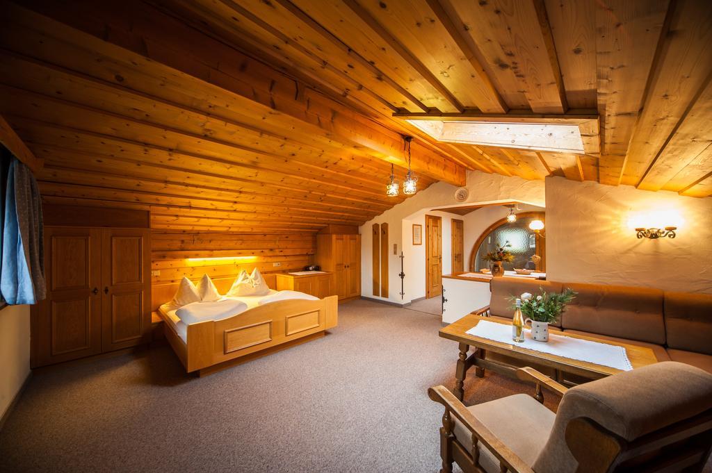 Ferienhaus Larinmos Lermoos Habitación foto